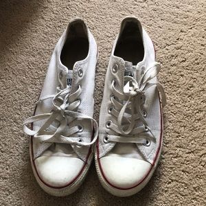 Low top White converse